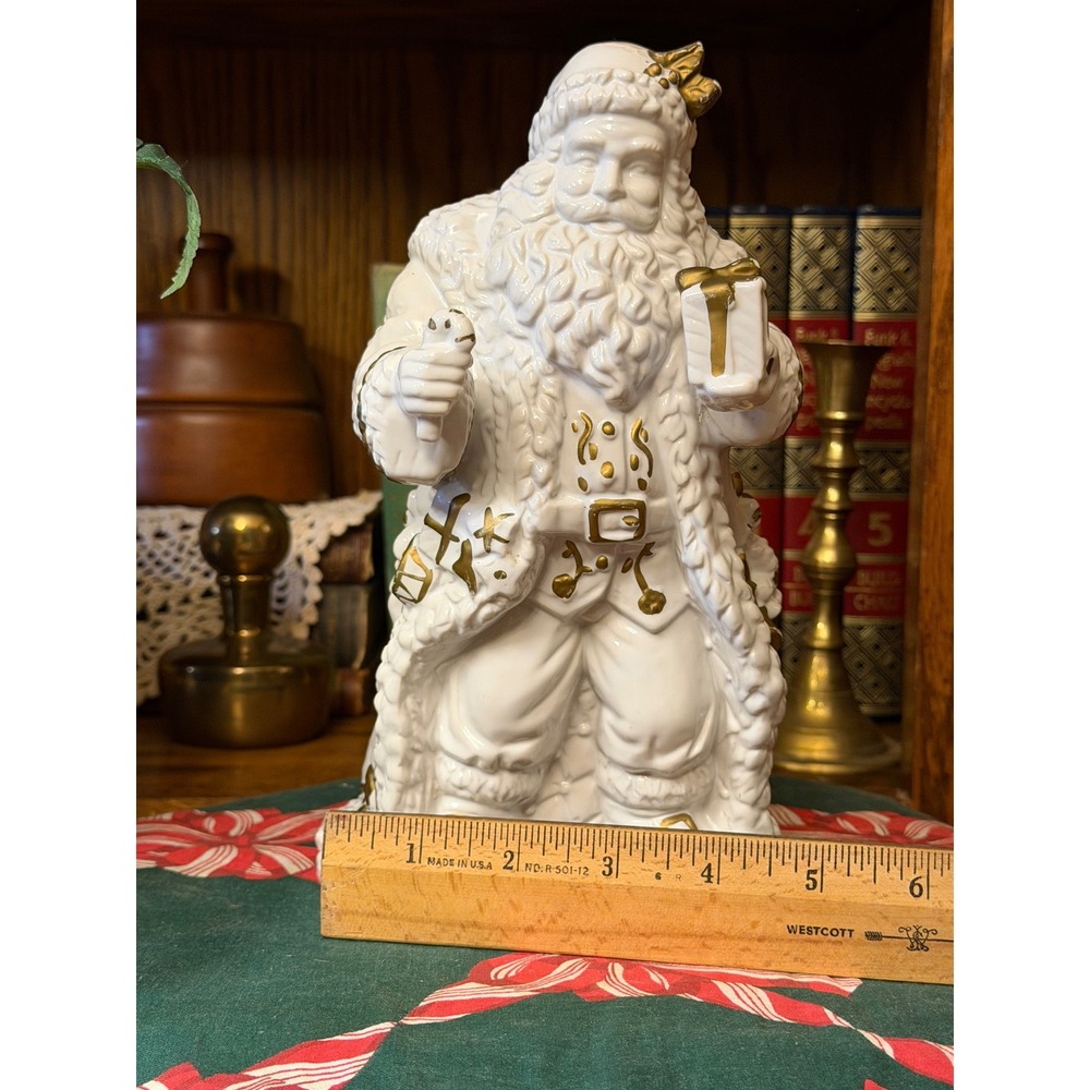 Vintage White and Gold Ceramic Santa Claus Figurine 8.5 Inch Holiday Decor - Picture 2 of 5